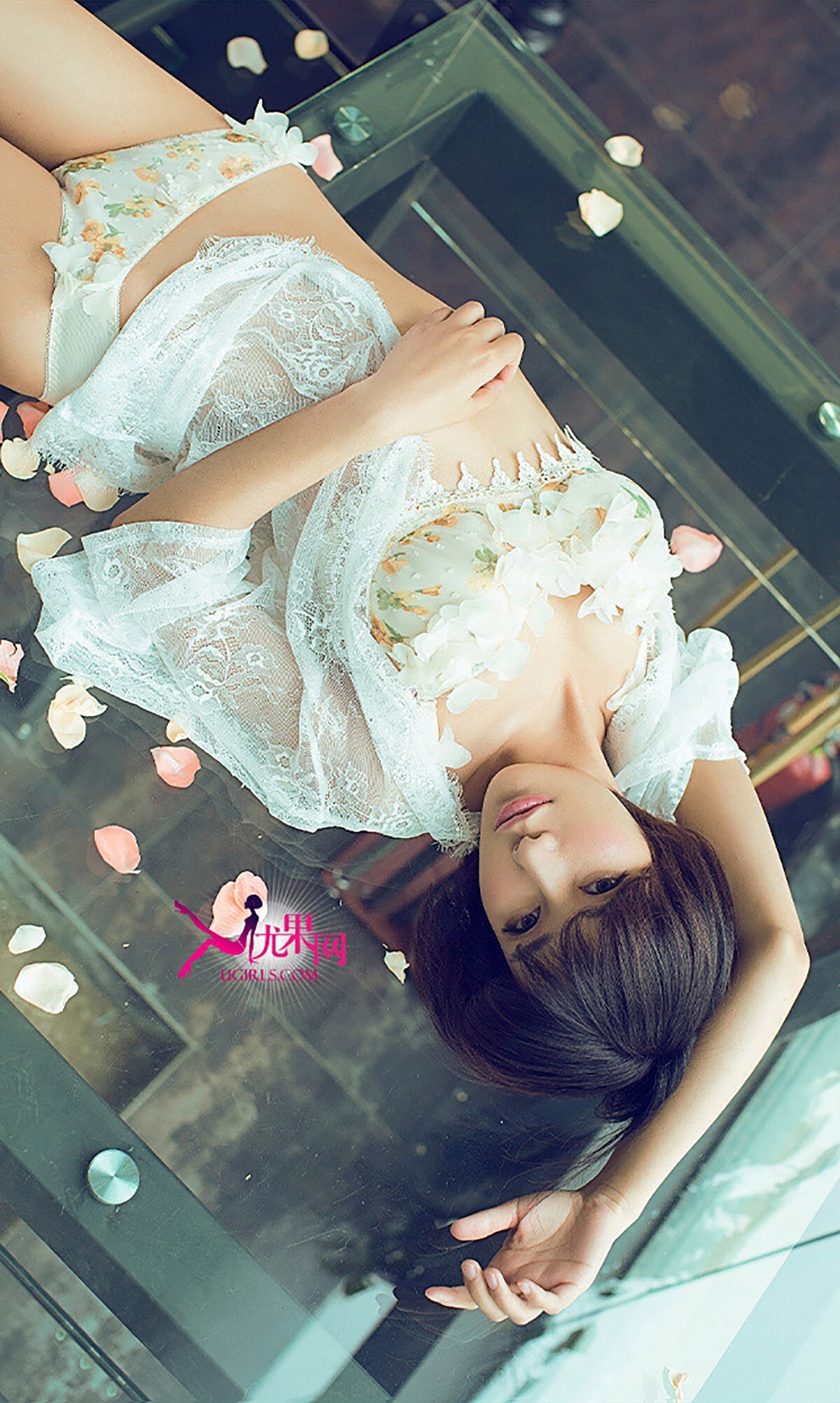 [Ugirls]爱尤物 2015 No.004 小清新的性感 张梓瑗